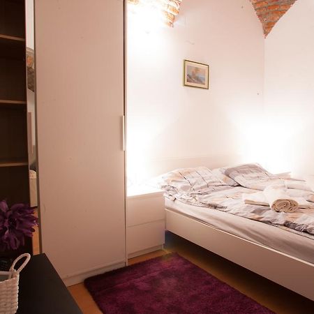 Guest House Nokturno Zagreb Room photo